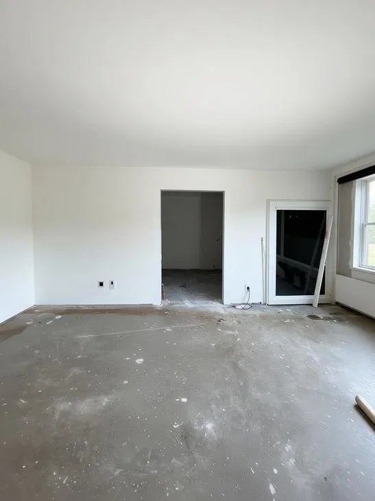 Woonkamer stucwerk na